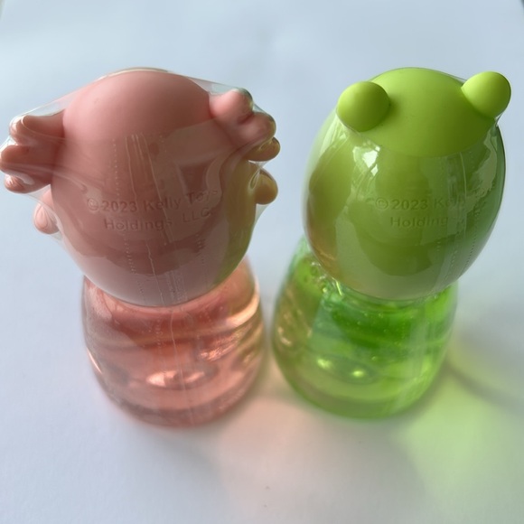 Stocking Stuffers Set of 2 Squishmallows Body Wash - Picture 2 of 5